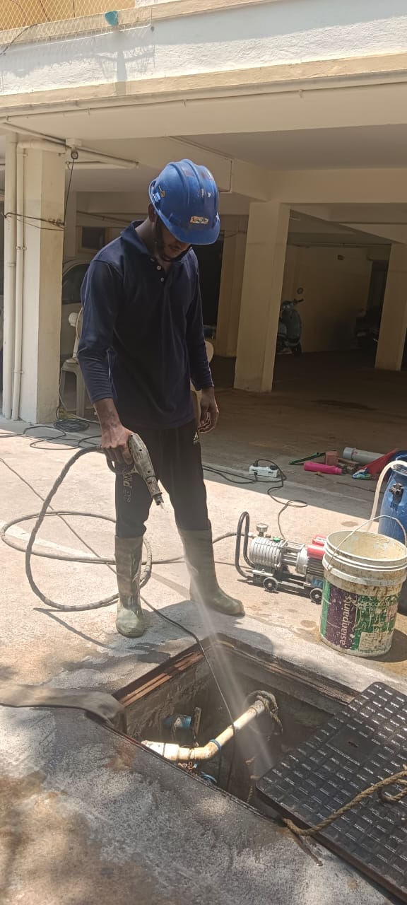 Professional residential water tank cleaning service in Chennai by India Tank Cleaners using mechanized and eco-friendly methods